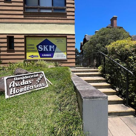 Amplo Apartamento A 200M Da Rua Coberta Lejlighed Gramado Eksteriør billede