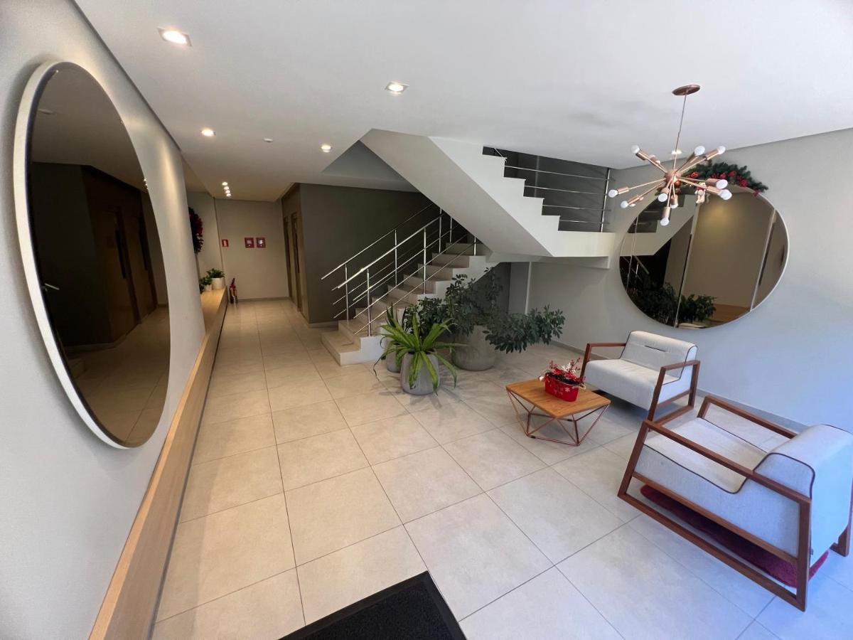 Amplo Apartamento A 200M Da Rua Coberta Lejlighed Gramado Eksteriør billede
