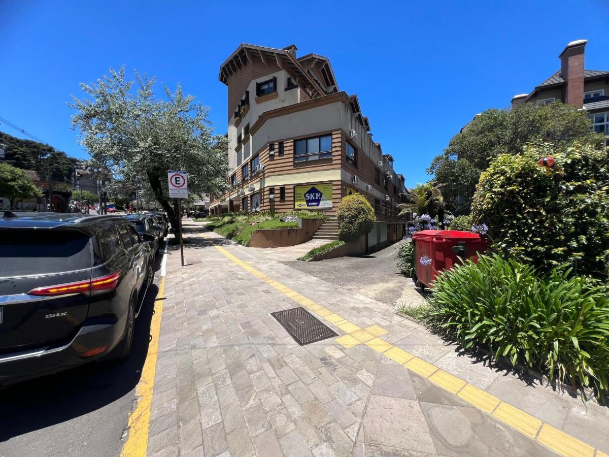 Amplo Apartamento A 200M Da Rua Coberta Lejlighed Gramado Eksteriør billede